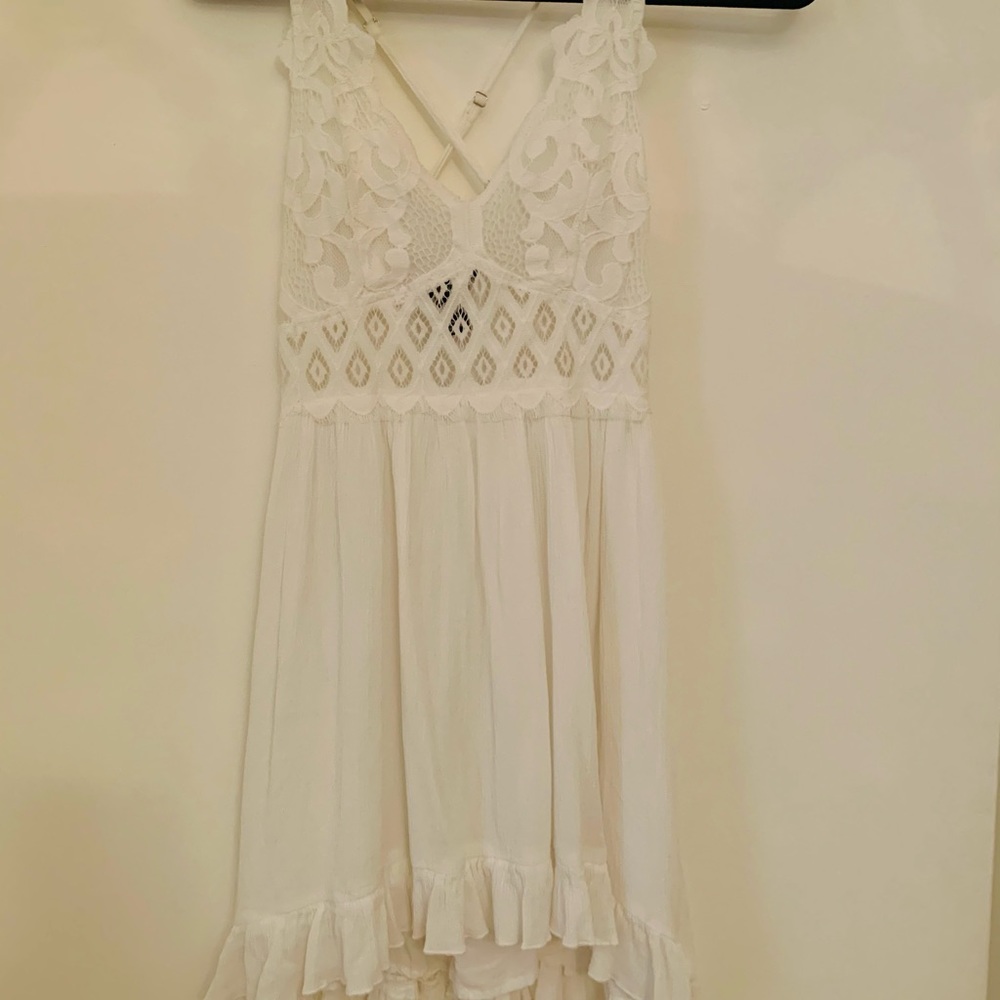 White maxi dress